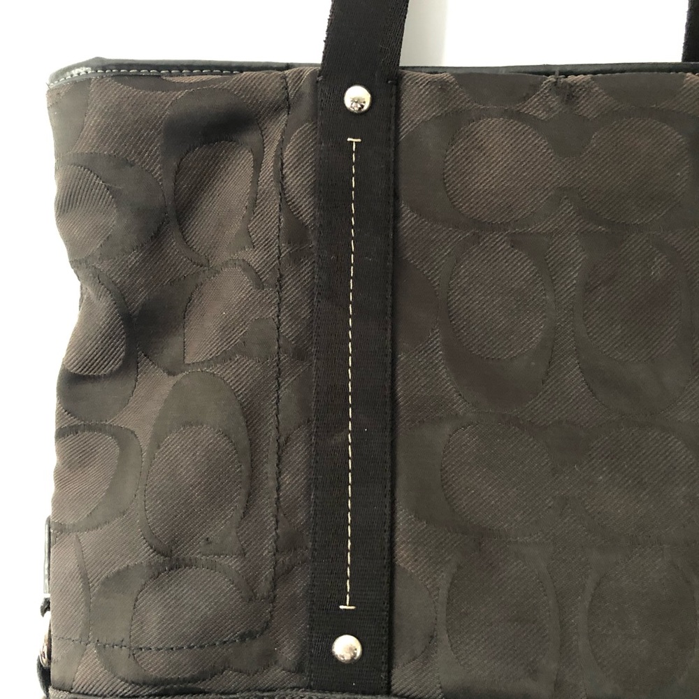 COACH Black Monogram handles and shoulder strap. - Picture 3 of 10